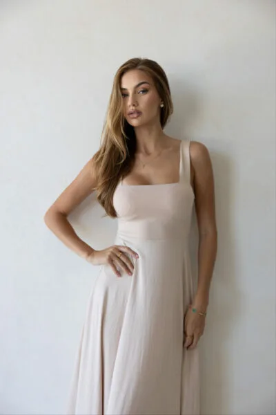 Robe a bretelle luxe clay